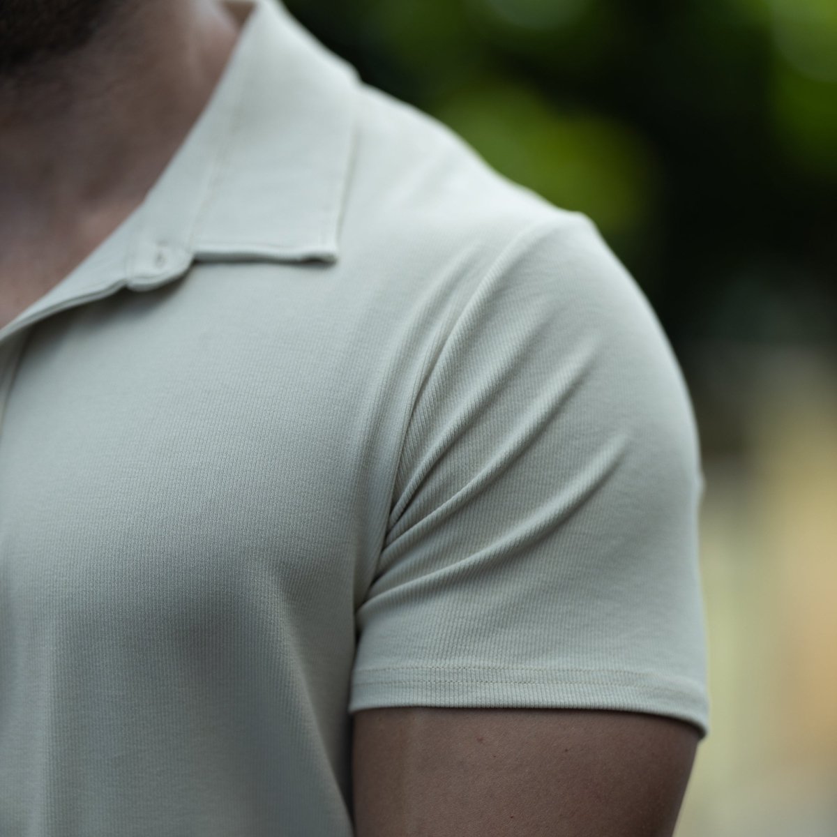 Cream Knit Shirt stretch bits biceps tight